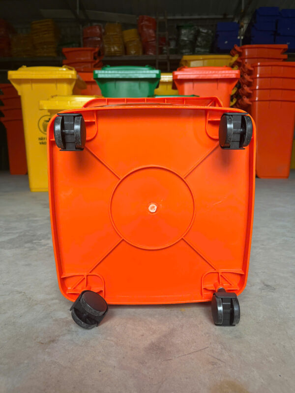 Thùng rác nhựa 60L màu cam