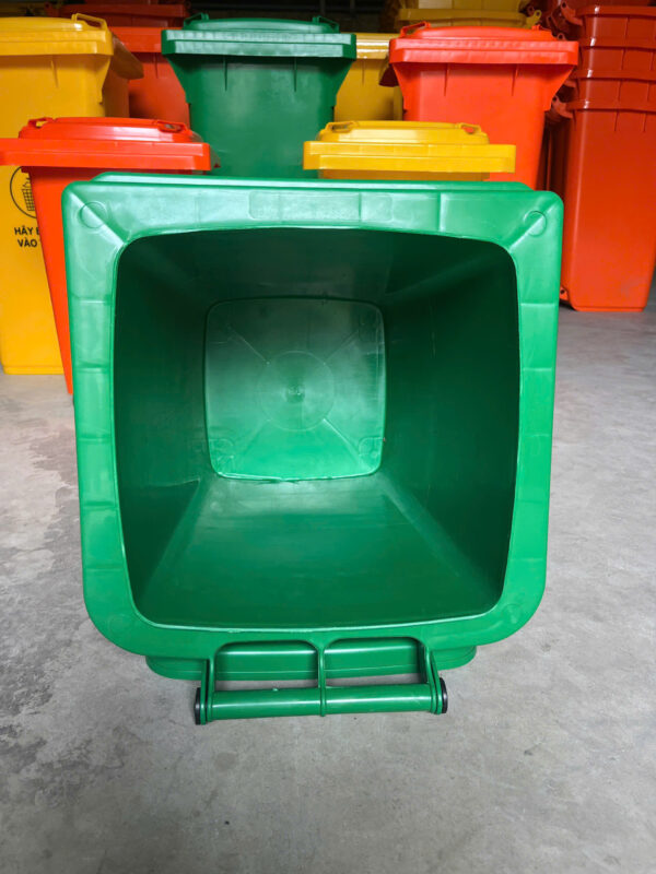 Thùng rác nhựa 60L màu xanh