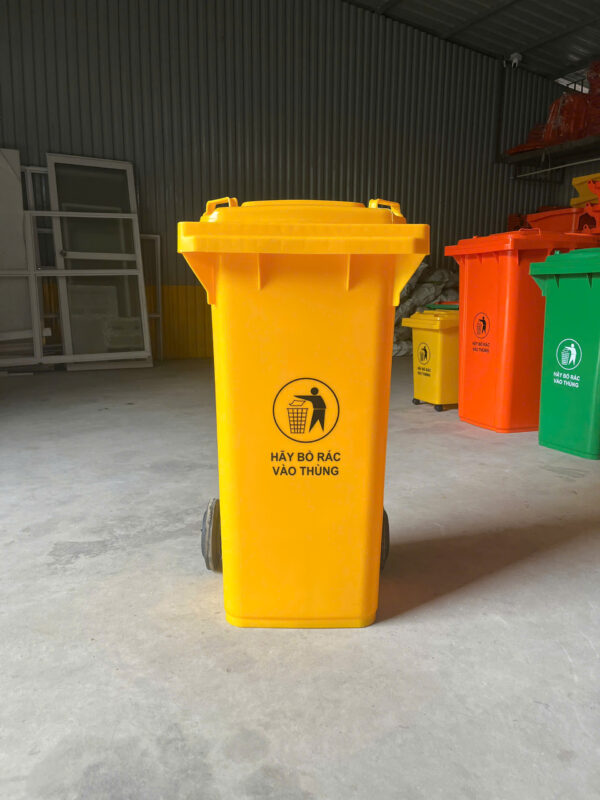 Thùng rác nhựa 120L màu vàng